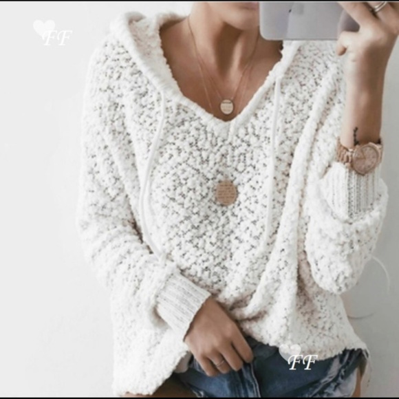 Hooded Sweater White Nubby Knit NWT - Picture 2 of 3